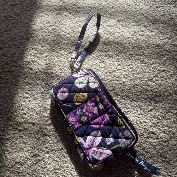 Vera Bradley Purple Floral Nightingale Wristlet Wallet Zipper Closure w/ Strap - Picture 2 of 10